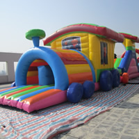 inflatable obstacle courseGE138